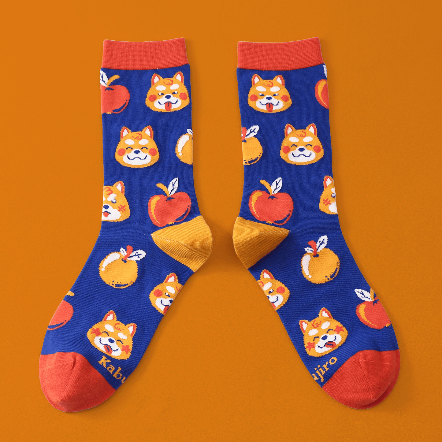 Apple Shiba – Art Socks